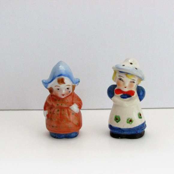 2 Vintage Salt & Pepper Shakers Colourful Mismatched Set Hand Painted Singles - Picture 3 of 9